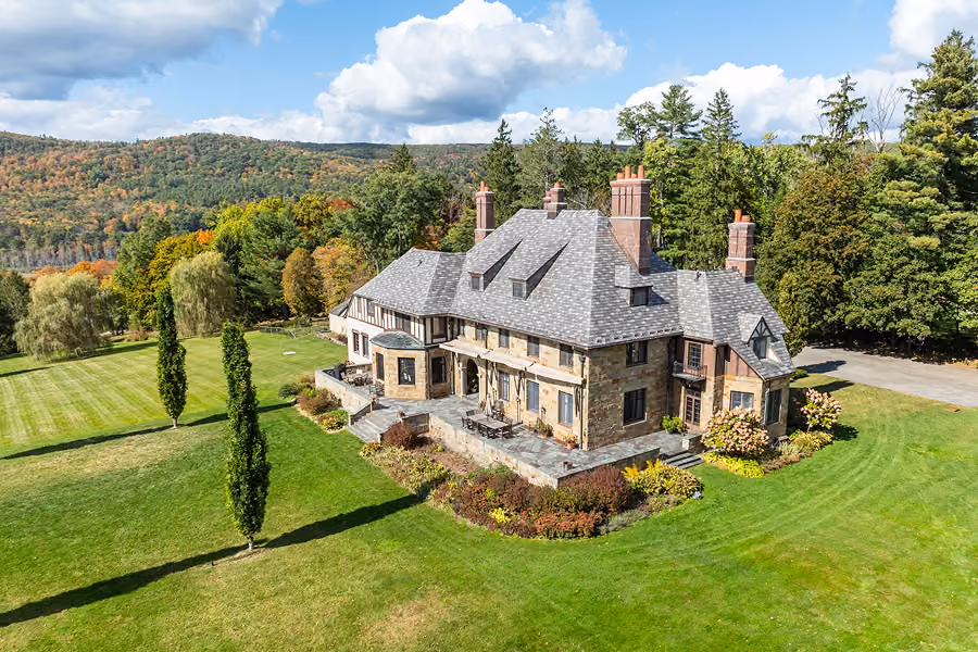 Corporate retreat package at Winthrop Estate